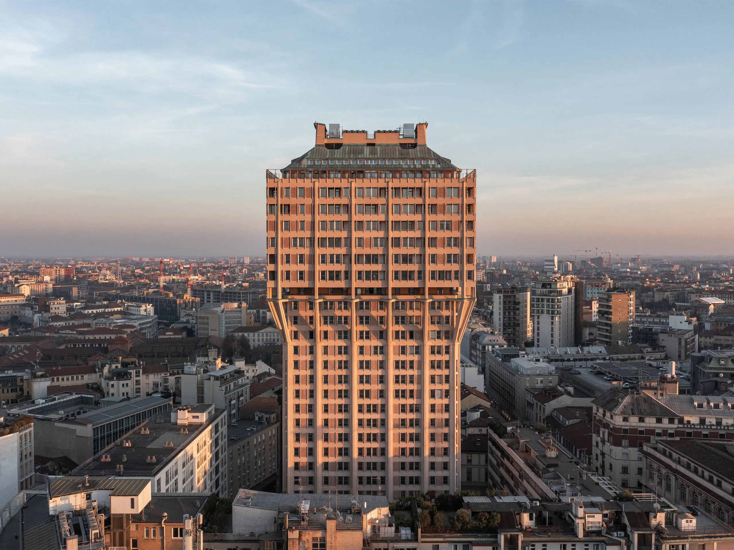 Torre Velasca Hines 1 - Catalano