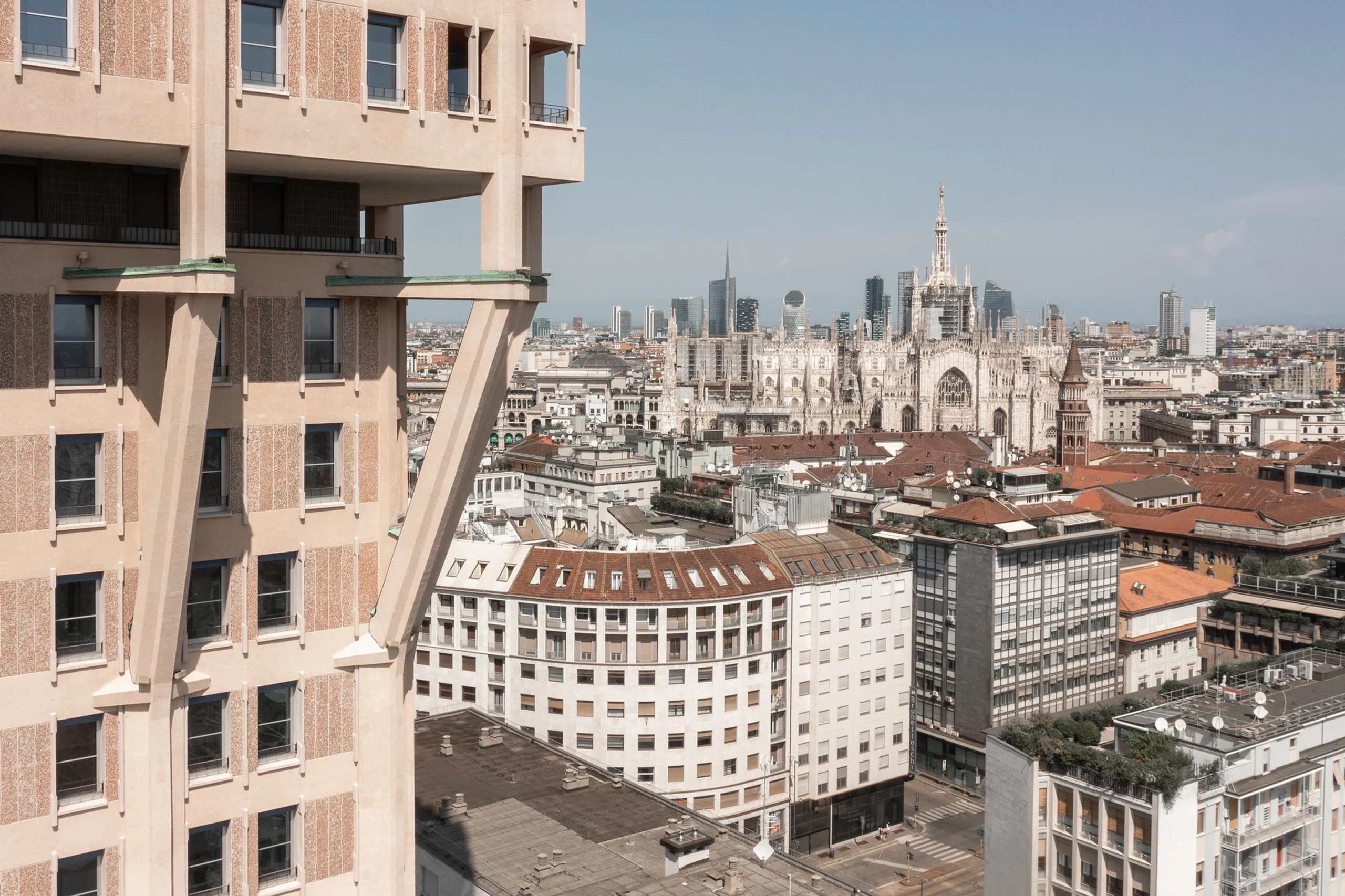 Torre Velasca Hines 10 - Catalano