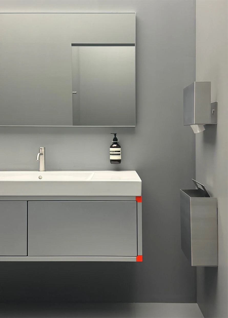 Dresswall Showroom studio CCRZ 2025 5 - Catalano