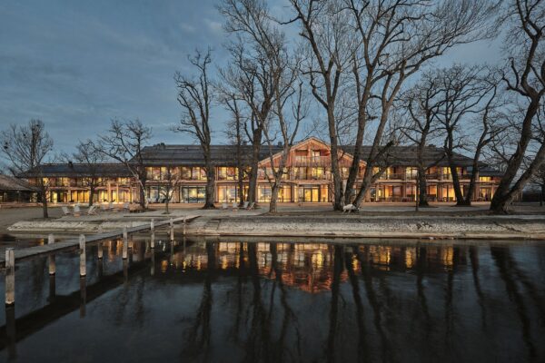 Chiemgauhof Lakeside Retreat Matteo Thun and partners 1 - Catalano